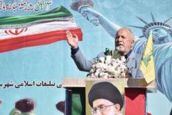 مردم ایران با تبعیت از ولایت، جبهه حق را تقویت کرده‌اند