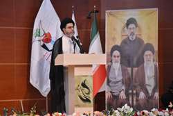 فرهنگ ایثار، ضامن عزت و اقتدار ملت ایران است